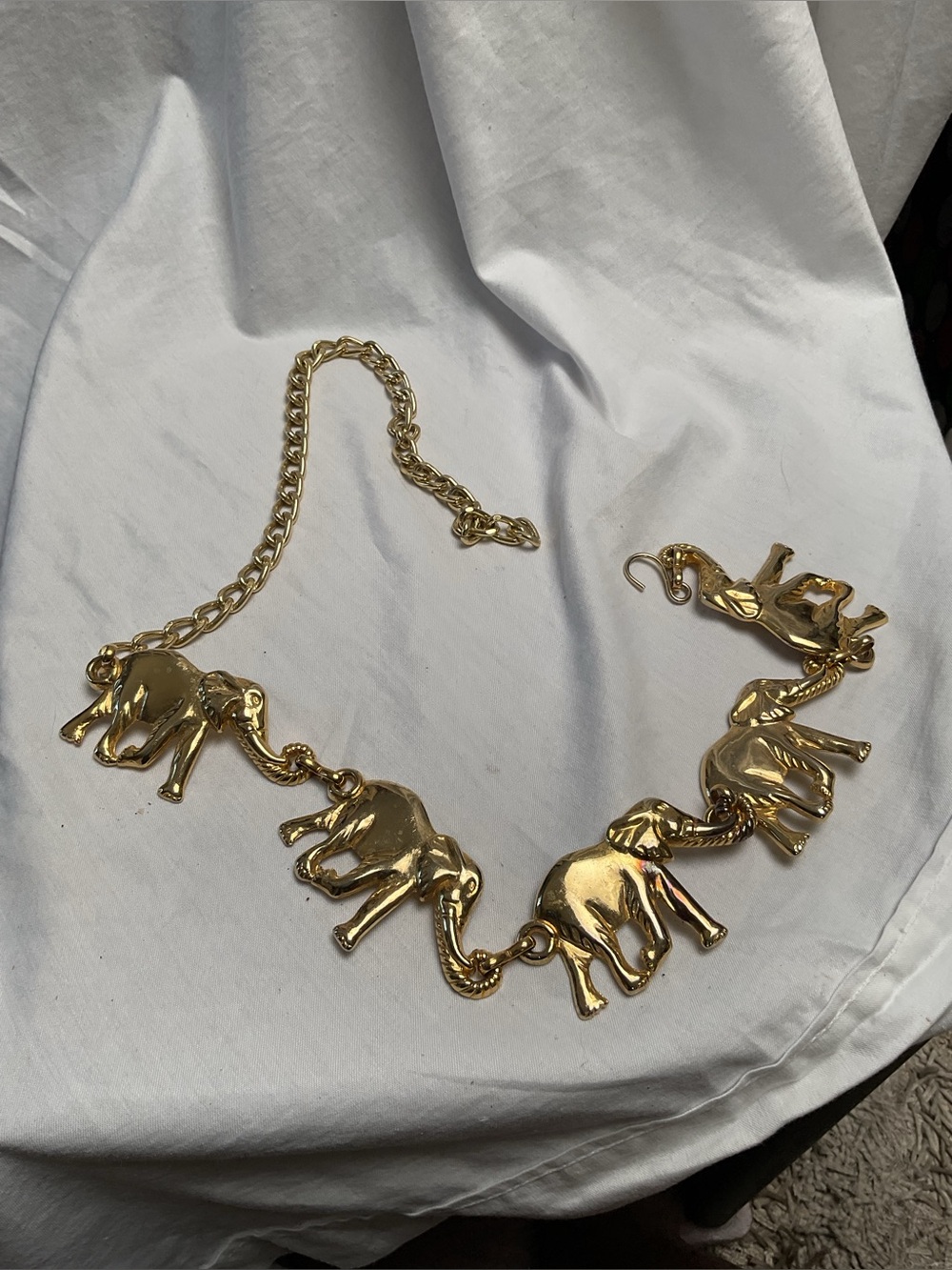 Vintage 90s Gold  tone metal Elephant chain Link  waist chain belt